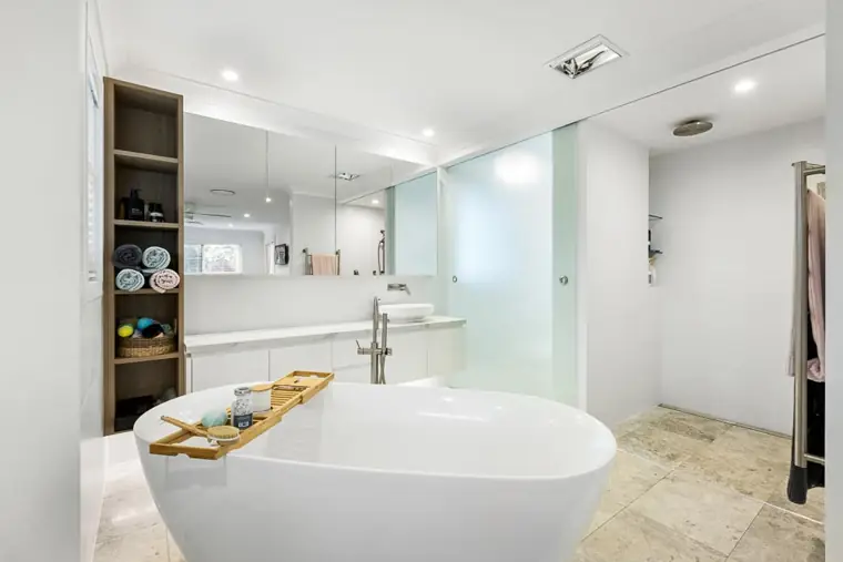 Family Pool Home by Culbert Constructions, photo 10
